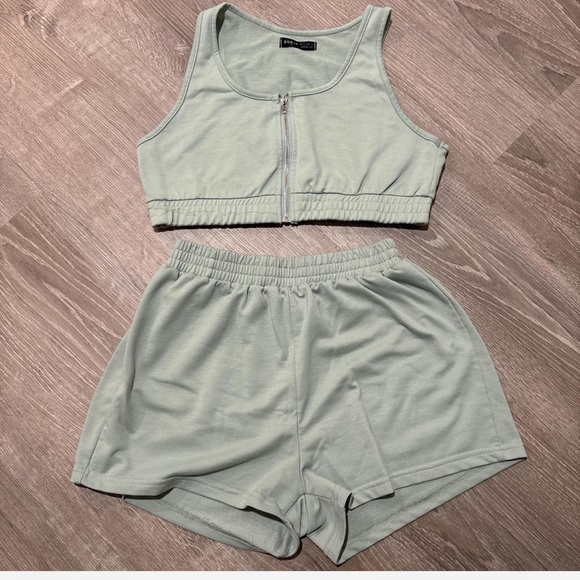 SHEIN Tops - SHEIN Light Green Casual Set